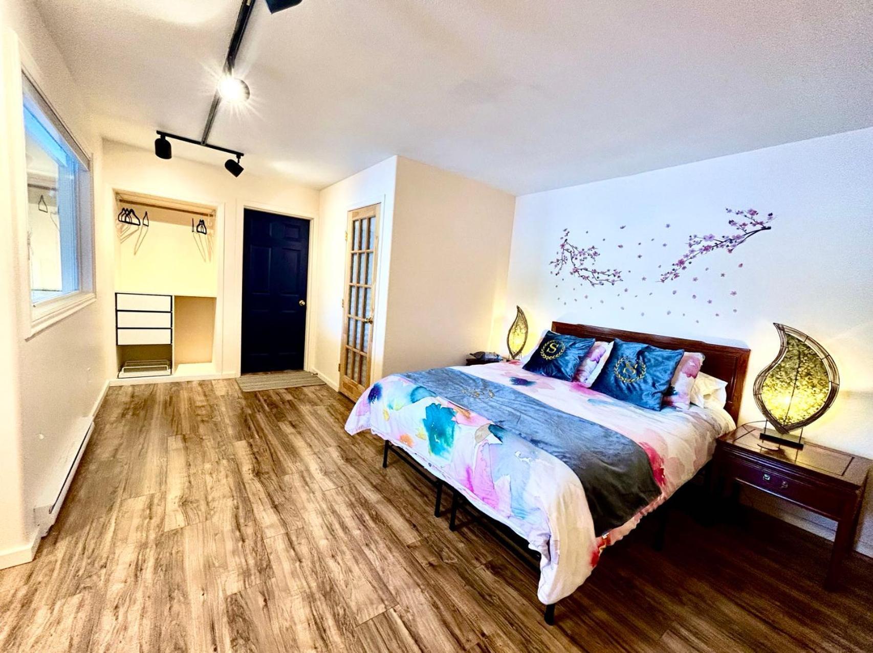 Shangrila Waterfront Vacation Home Bedwell Harbour Esterno foto
